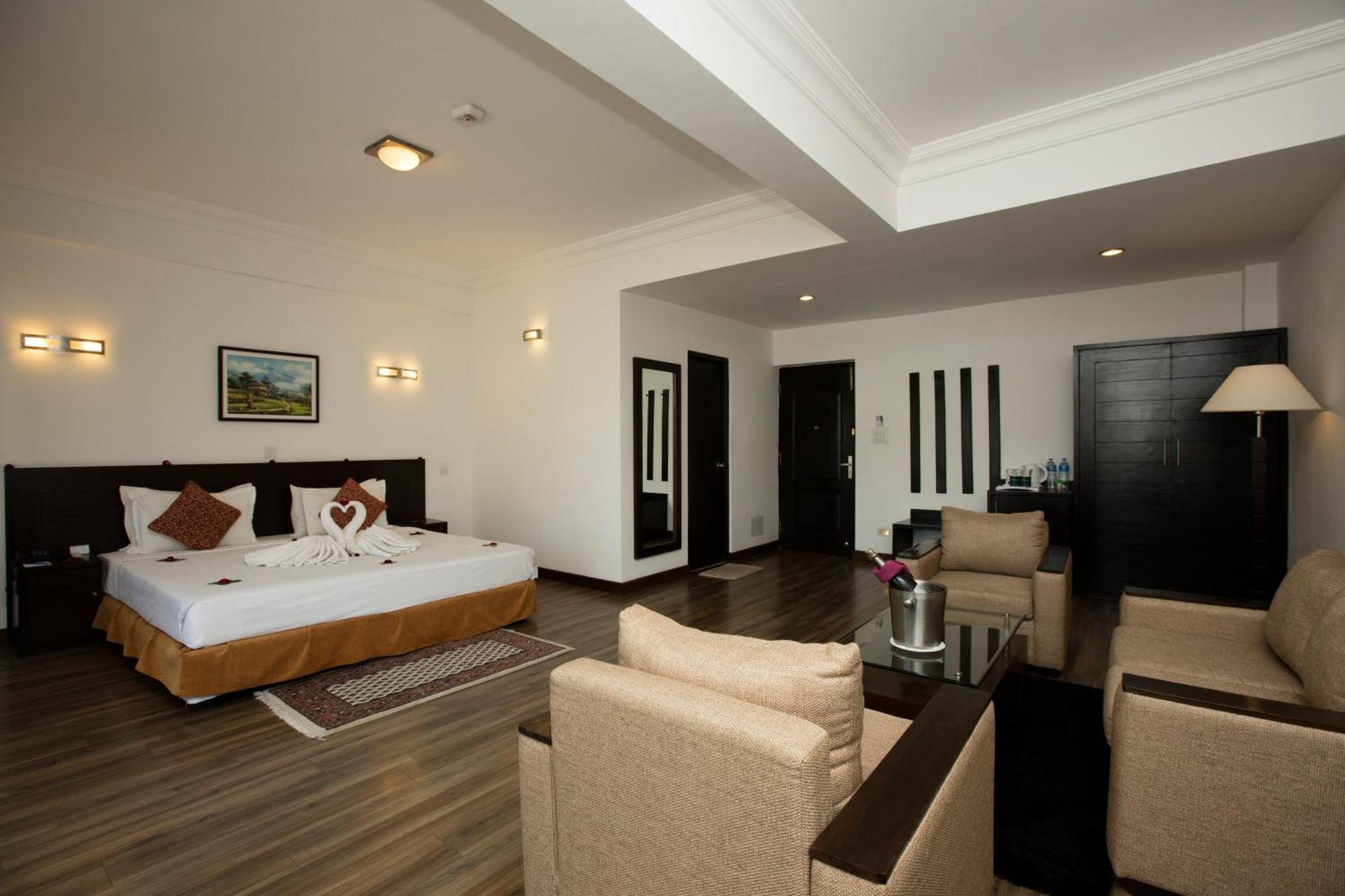 Waterfront By Kgh Group Resort 4*