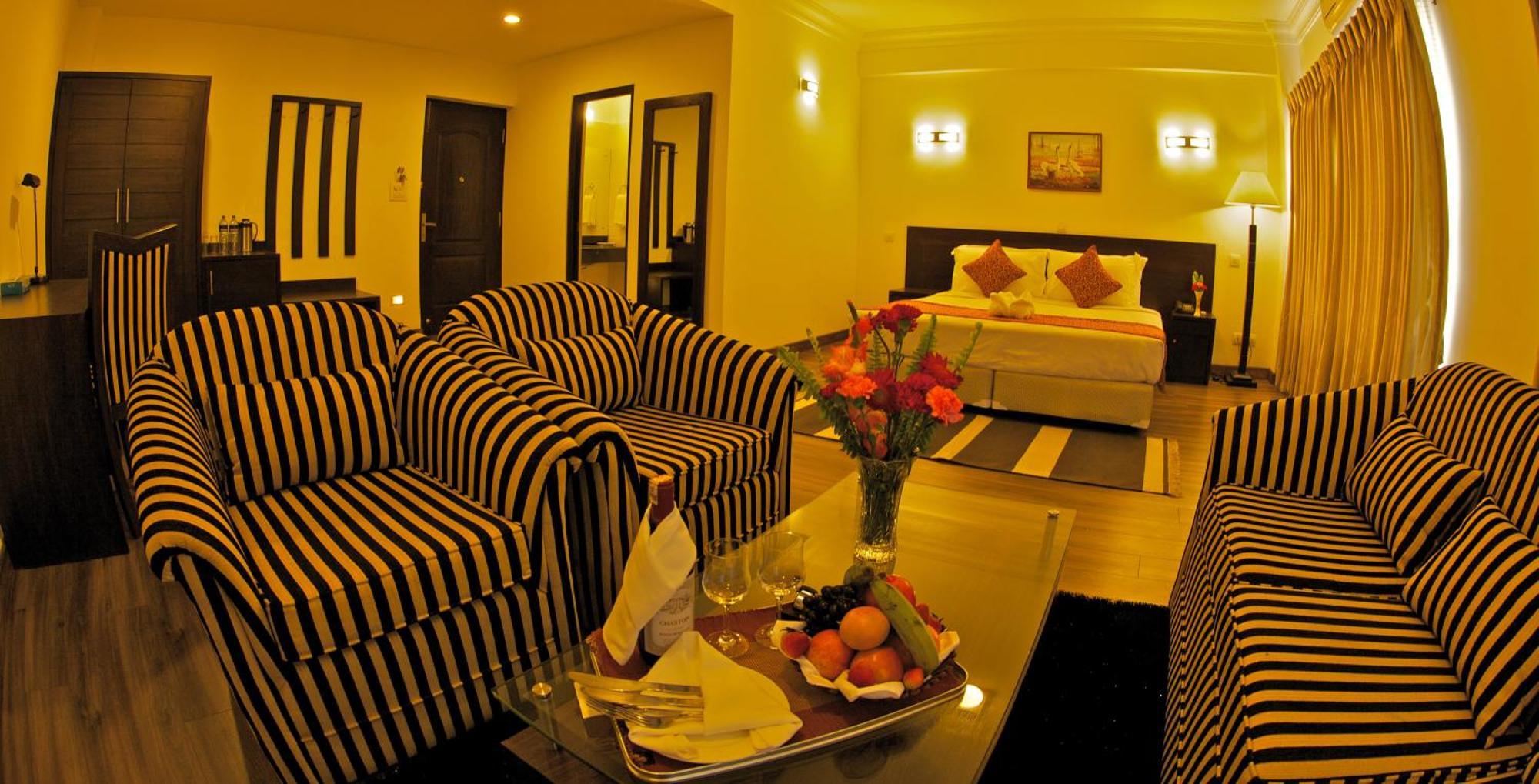 Waterfront By Kgh Group 4*